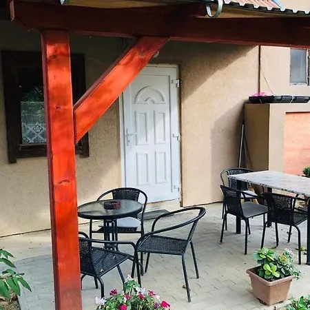 Szoloskert Apartman Διαμέρισμα *